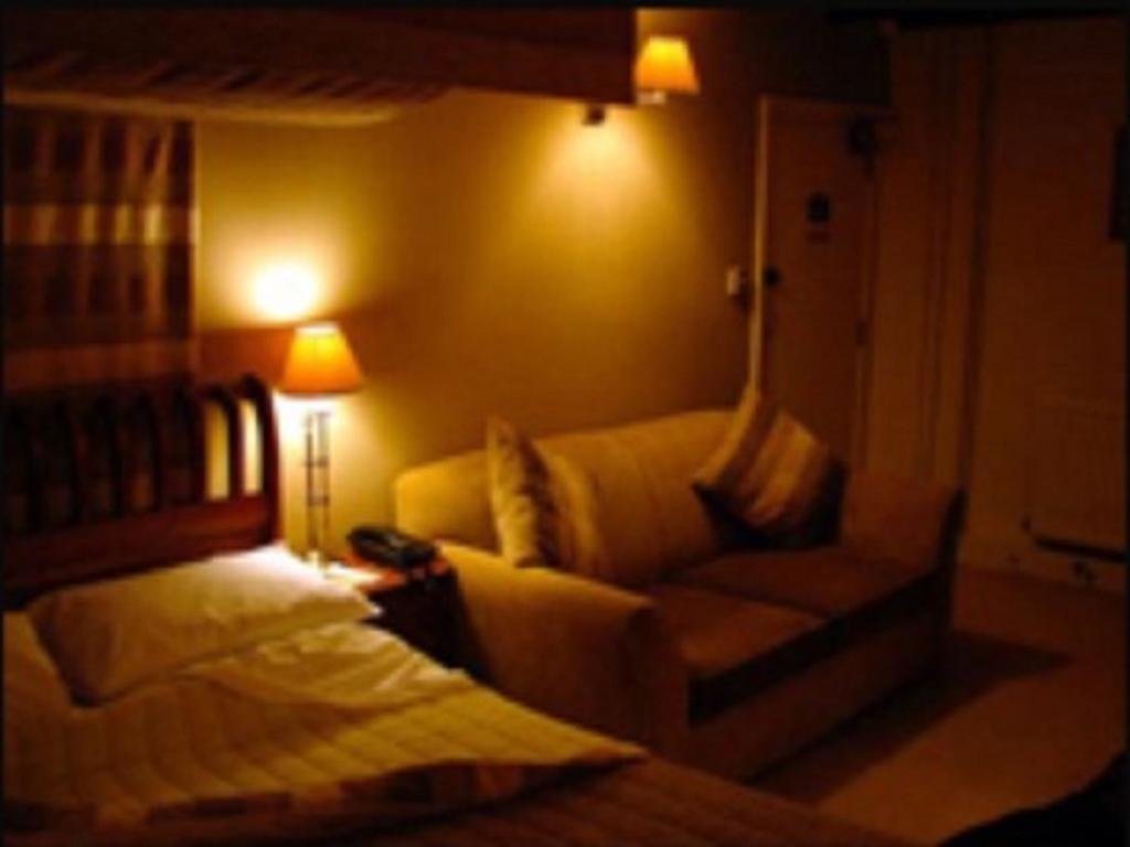 Hotel Anjuman آغْرا الغرفة الصورة